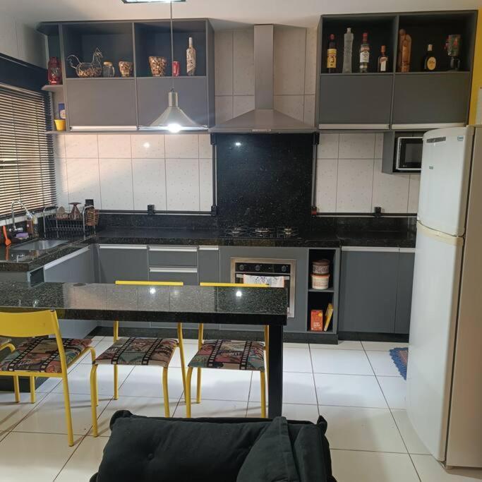 Gray House 4 Londrina - Pr别墅 外观 照片